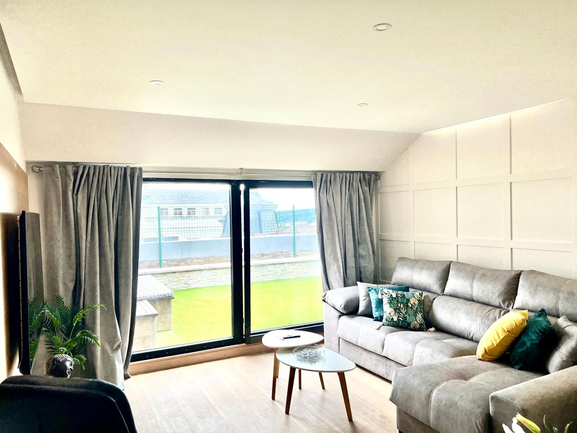 Lucus Skyline & Terrace Appartement Lugo Buitenkant foto