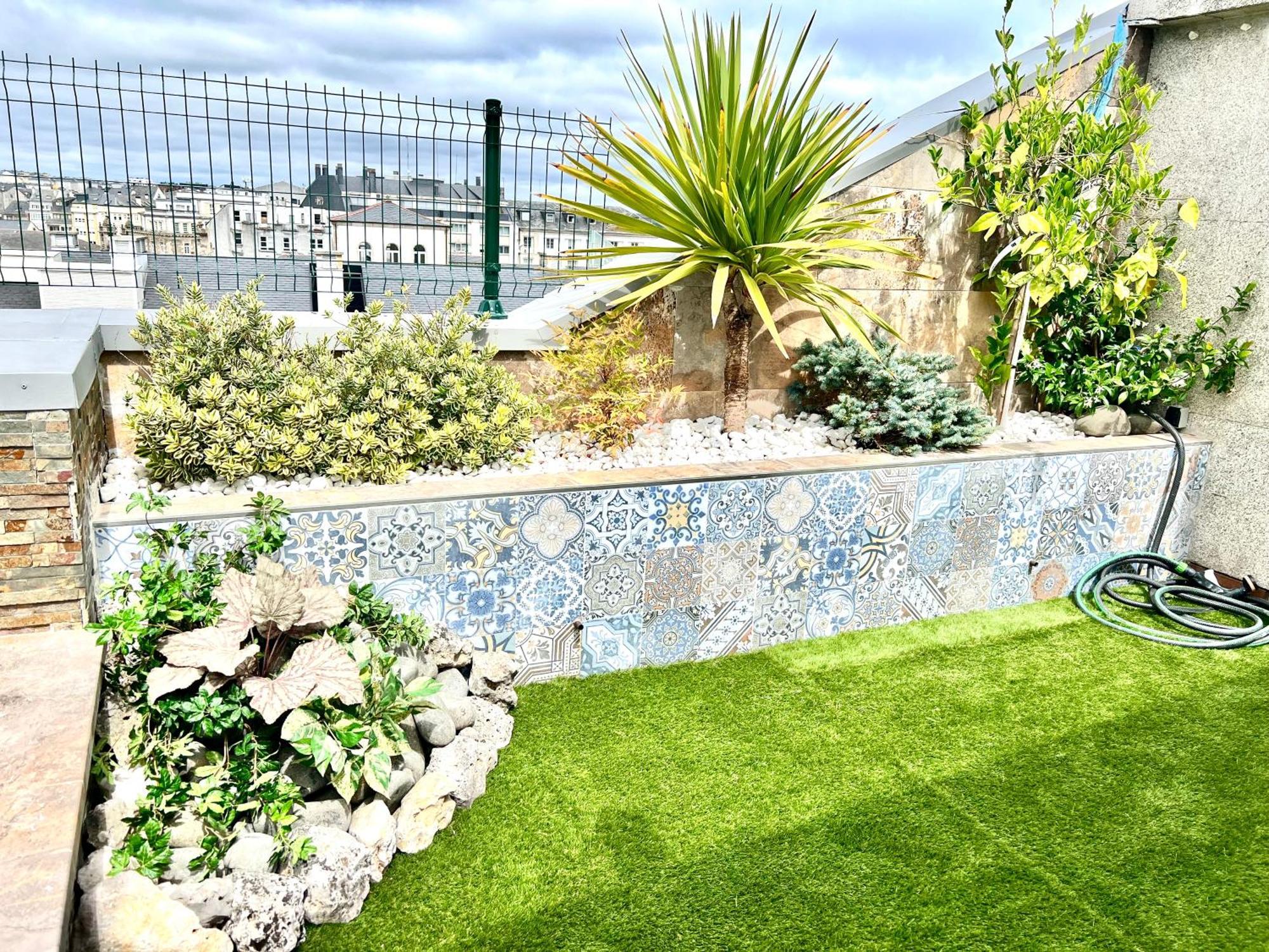 Lucus Skyline & Terrace Appartement Lugo Buitenkant foto