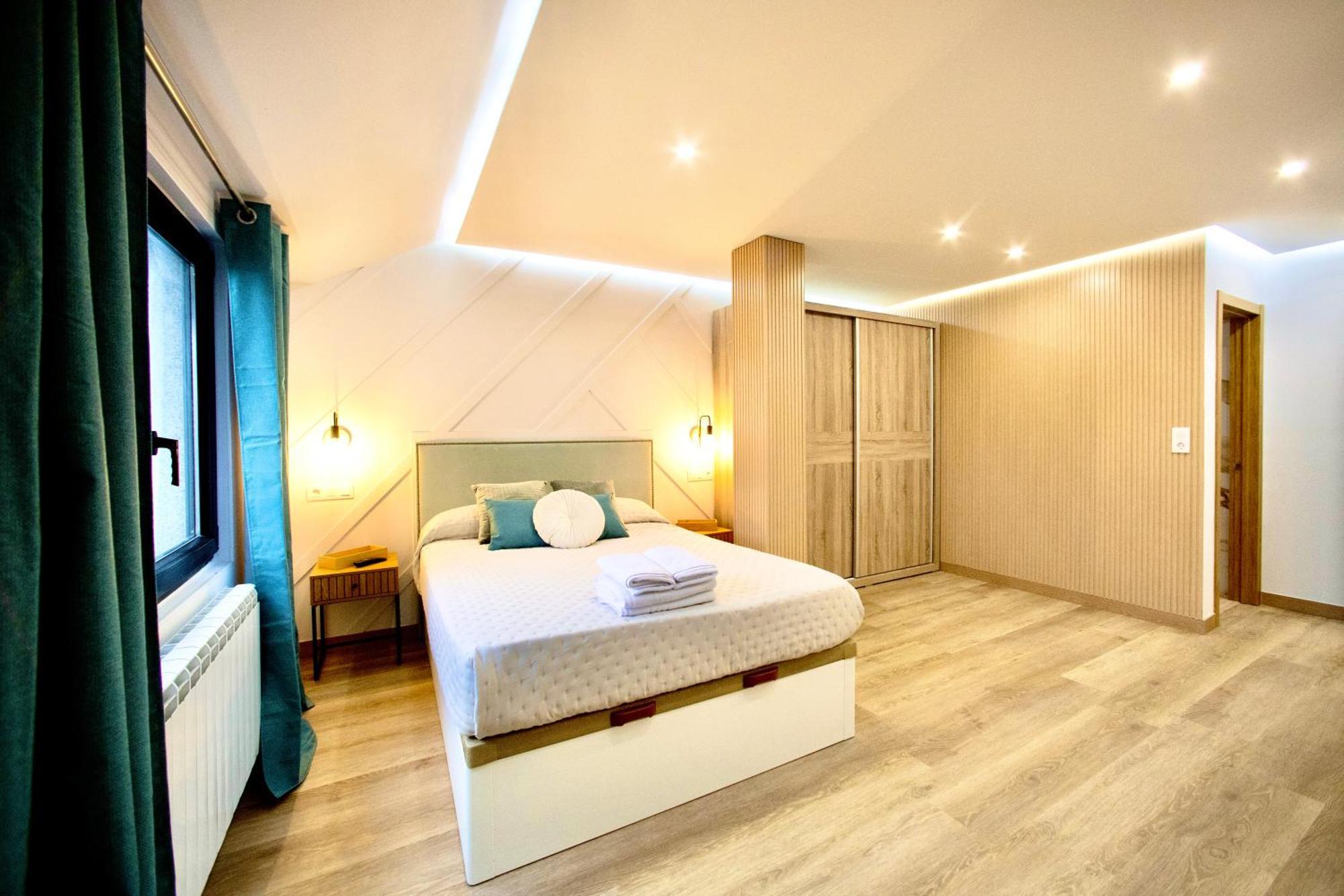 Lucus Skyline & Terrace Appartement Lugo Buitenkant foto